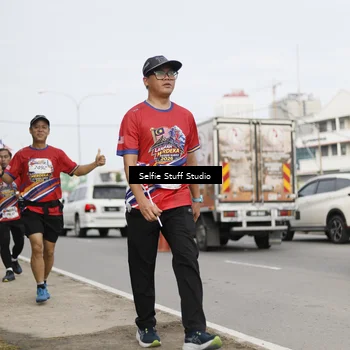 Runner Photo 6004670