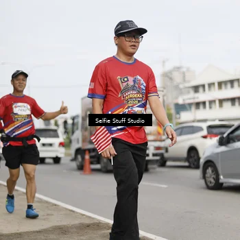 Runner Photo 6004672