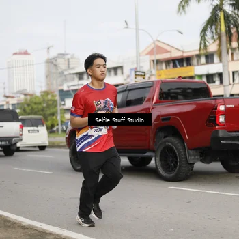 Runner Photo 6004684