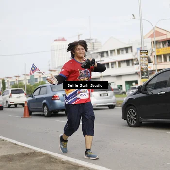 Runner Photo 6004699