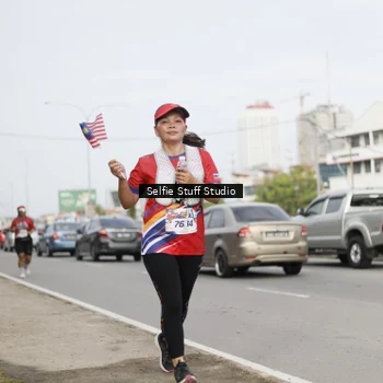 Runner Photo 6004702