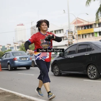 Runner Photo 6004703