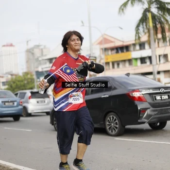 Runner Photo 6004706