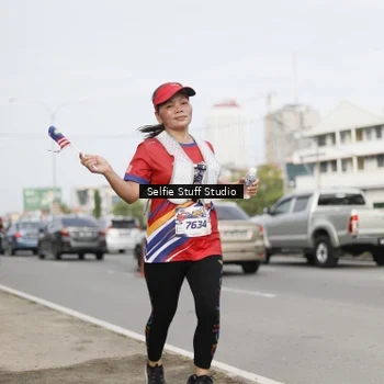 Runner Photo 6004711