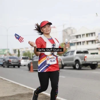 Runner Photo 6004713