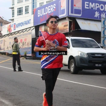 Runner Photo 6004716