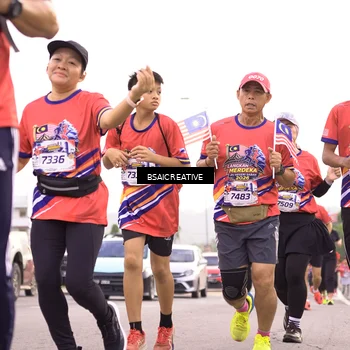 Runner Photo 6004723