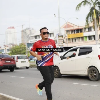 Runner Photo 6004742