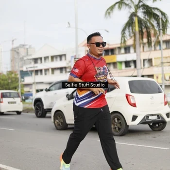 Runner Photo 6004744