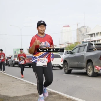 Runner Photo 6004750