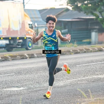Runner Photo 6004803