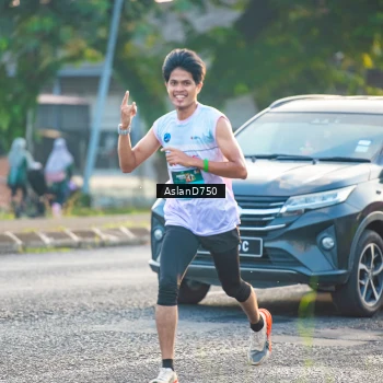 Runner Photo 6004807