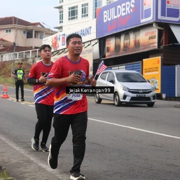 Runner Photo 6004825