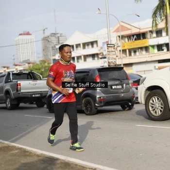 Runner Photo 6004848