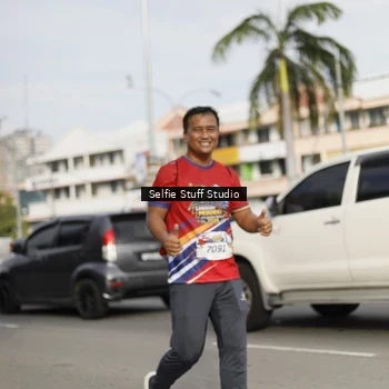 Runner Photo 6004922