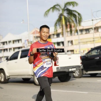 Runner Photo 6004932