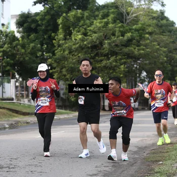 Runner Photo 6004958