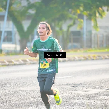 Runner Photo 6004959