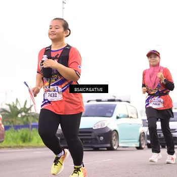 Runner Photo 6004999