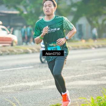Runner Photo 6005004