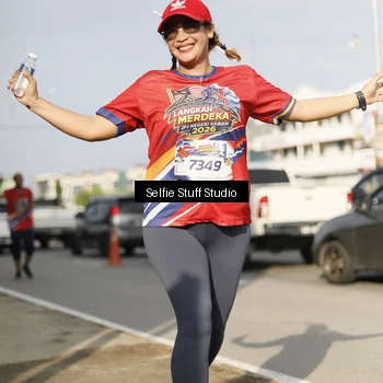 Runner Photo 6005040