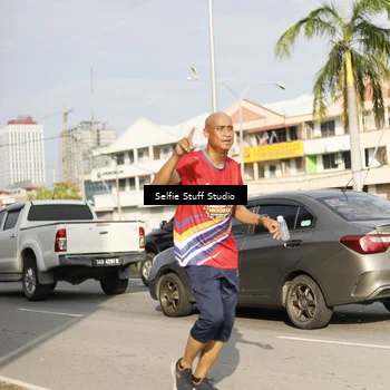 Runner Photo 6005046