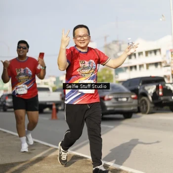 Runner Photo 6005050