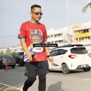 Runner Photo 6005062