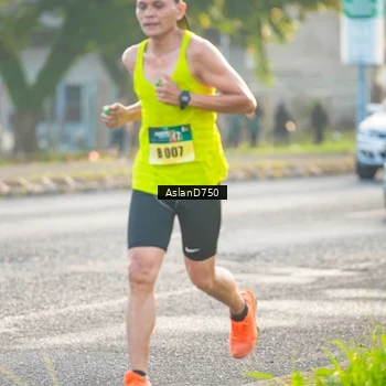 Runner Photo 6005063