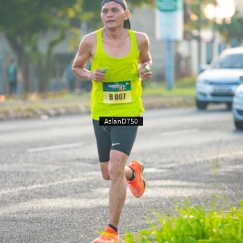 Runner Photo 6005068