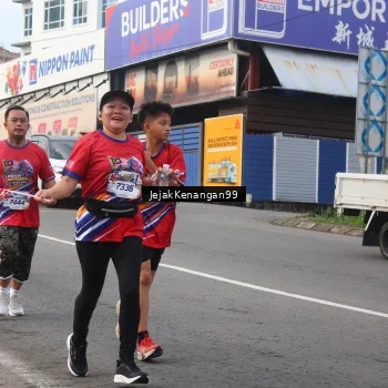 Runner Photo 6005069