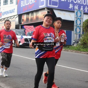 Runner Photo 6005078