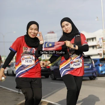 Runner Photo 6005102