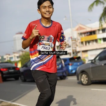 Runner Photo 6005113