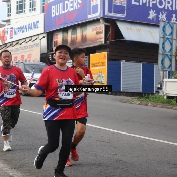 Runner Photo 6005149