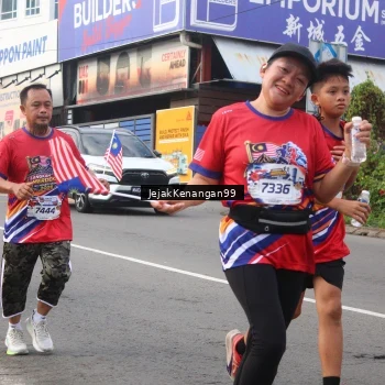 Runner Photo 6005177