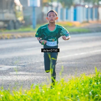 Runner Photo 6005196