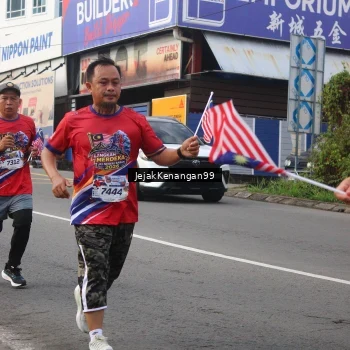 Runner Photo 6005199