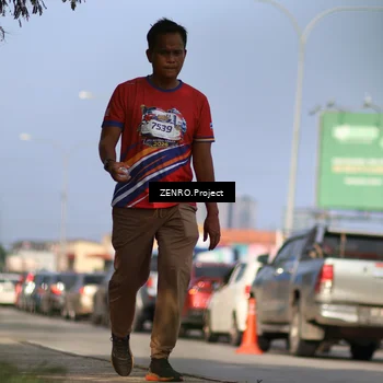 Runner Photo 6005210