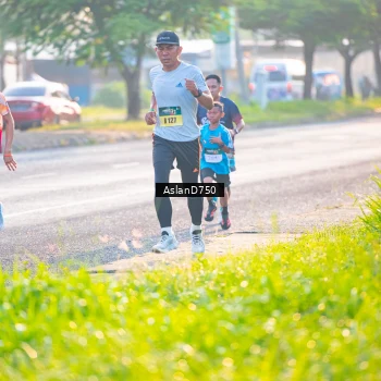 Runner Photo 6005250
