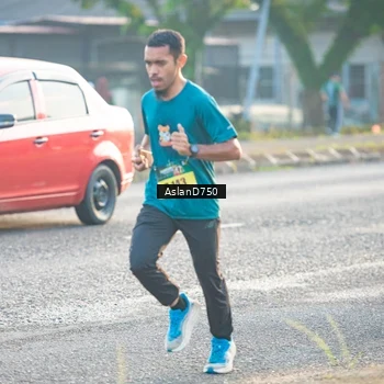 Runner Photo 6005254