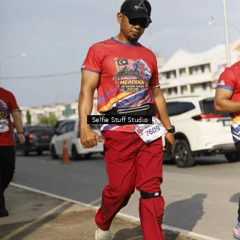 Runner Photo 6005258