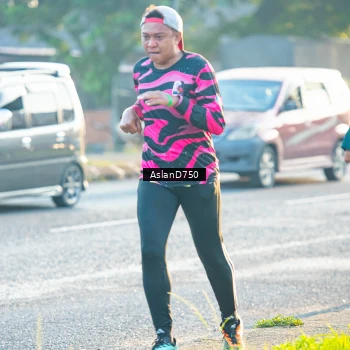 Runner Photo 6005341