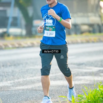 Runner Photo 6005346