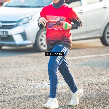 Runner Photo 6005373