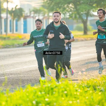 Runner Photo 6005417