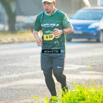 Runner Photo 6005435
