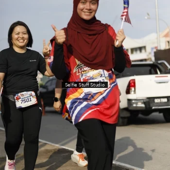 Runner Photo 6005445