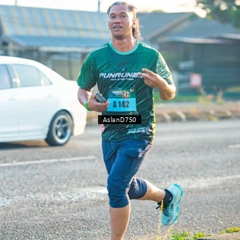 Runner Photo 6005518