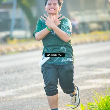 Runner Photo 6005548